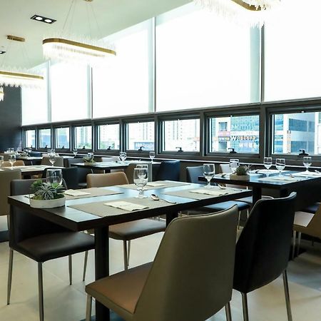 Ramada By Wyndham Daejeon Otel Dış mekan fotoğraf